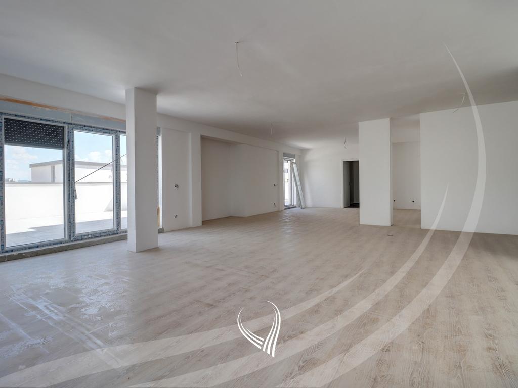 Penthouse me 3 dhoma gjumi në shitje në lagjen Prishtina e Re2