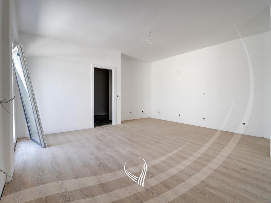 Penthouse me 3 dhoma gjumi në shitje në lagjen Prishtina e Re3