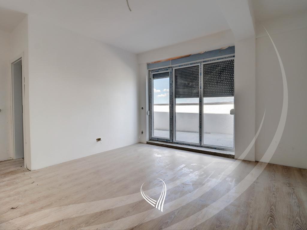 Penthouse me 3 dhoma gjumi në shitje në lagjen Prishtina e Re4