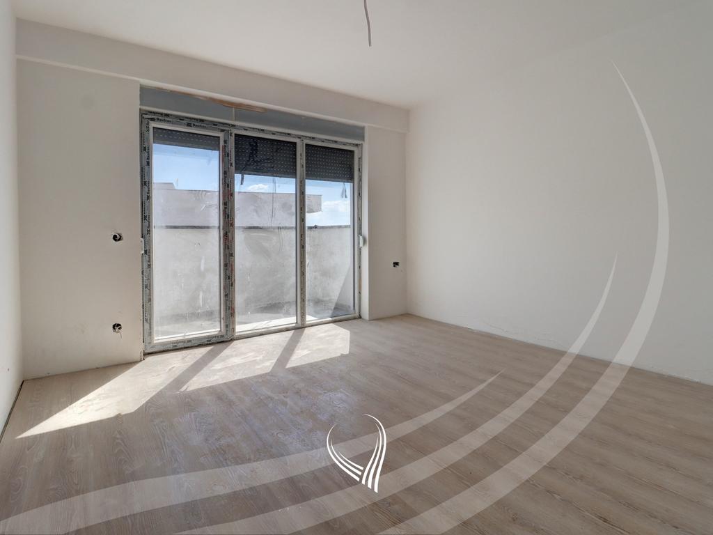 Penthouse me 3 dhoma gjumi në shitje në lagjen Prishtina e Re6