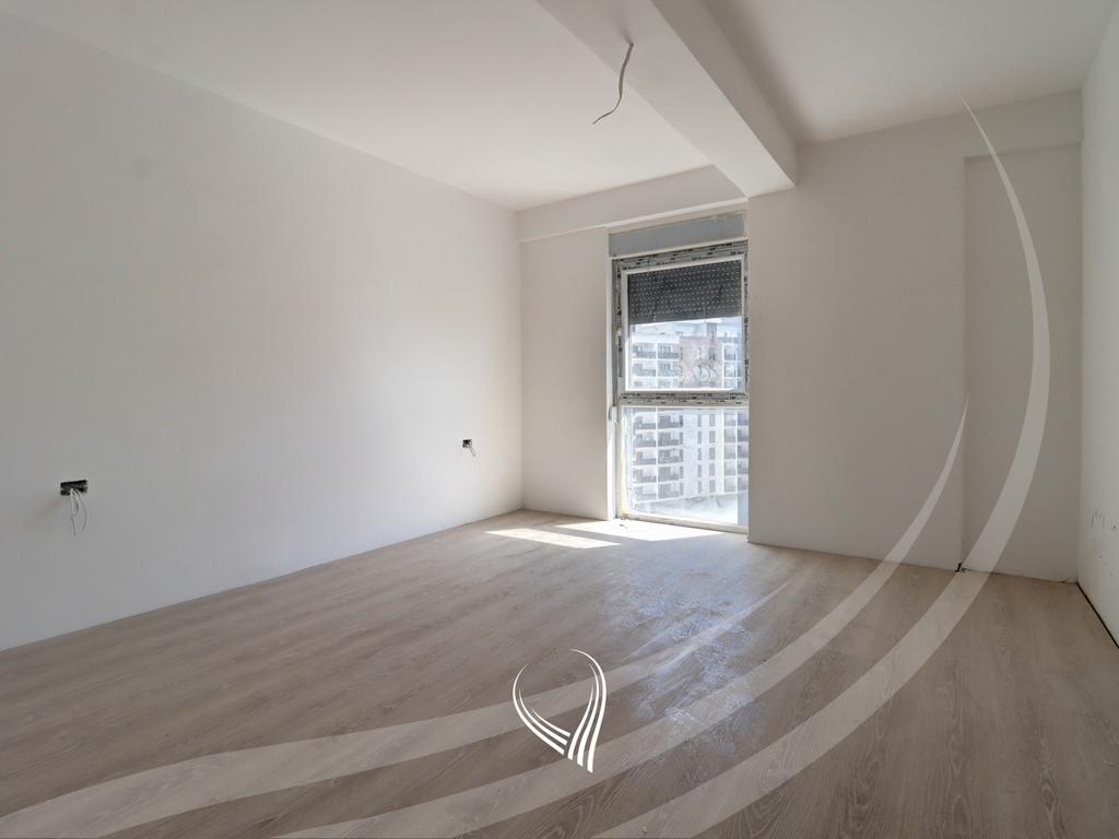 Penthouse me 3 dhoma gjumi në shitje në lagjen Prishtina e Re7