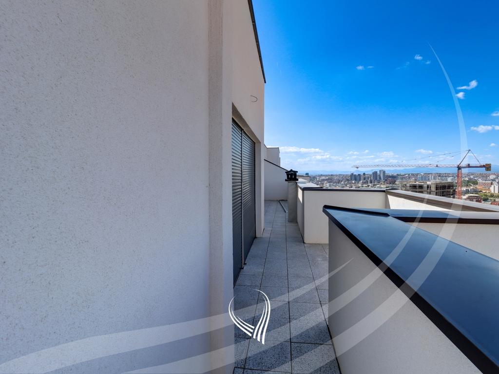 Penthouse me 3 dhoma gjumi në shitje në lagjen Prishtina e Re10