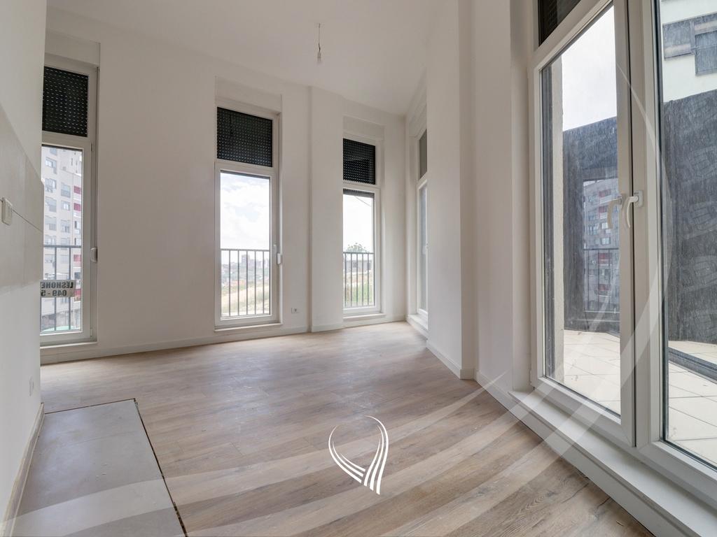 Office space with 4 rooms for rent in the Mati 1 – Kodrina neighborhood1