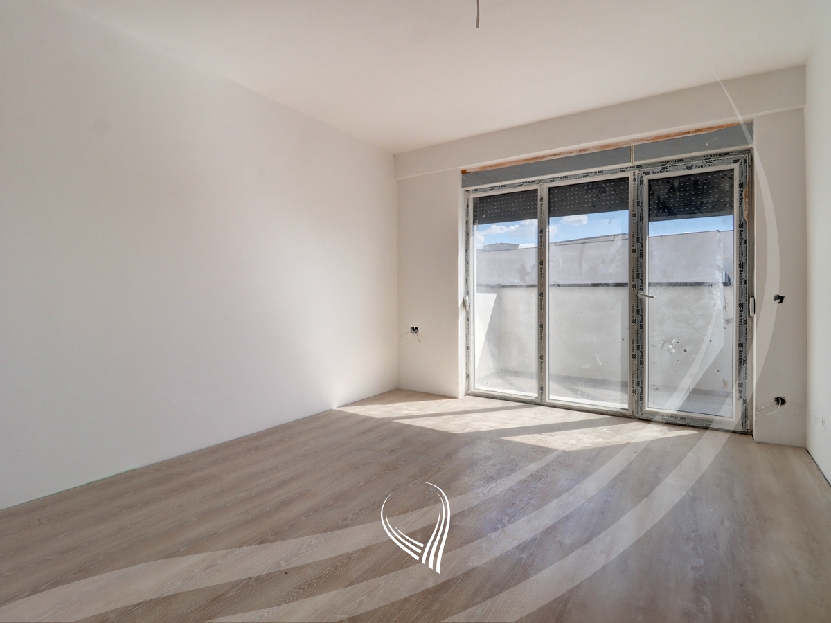 Penthouse with 4 bedrooms for sale in the Prishtina e Re neighborhood4