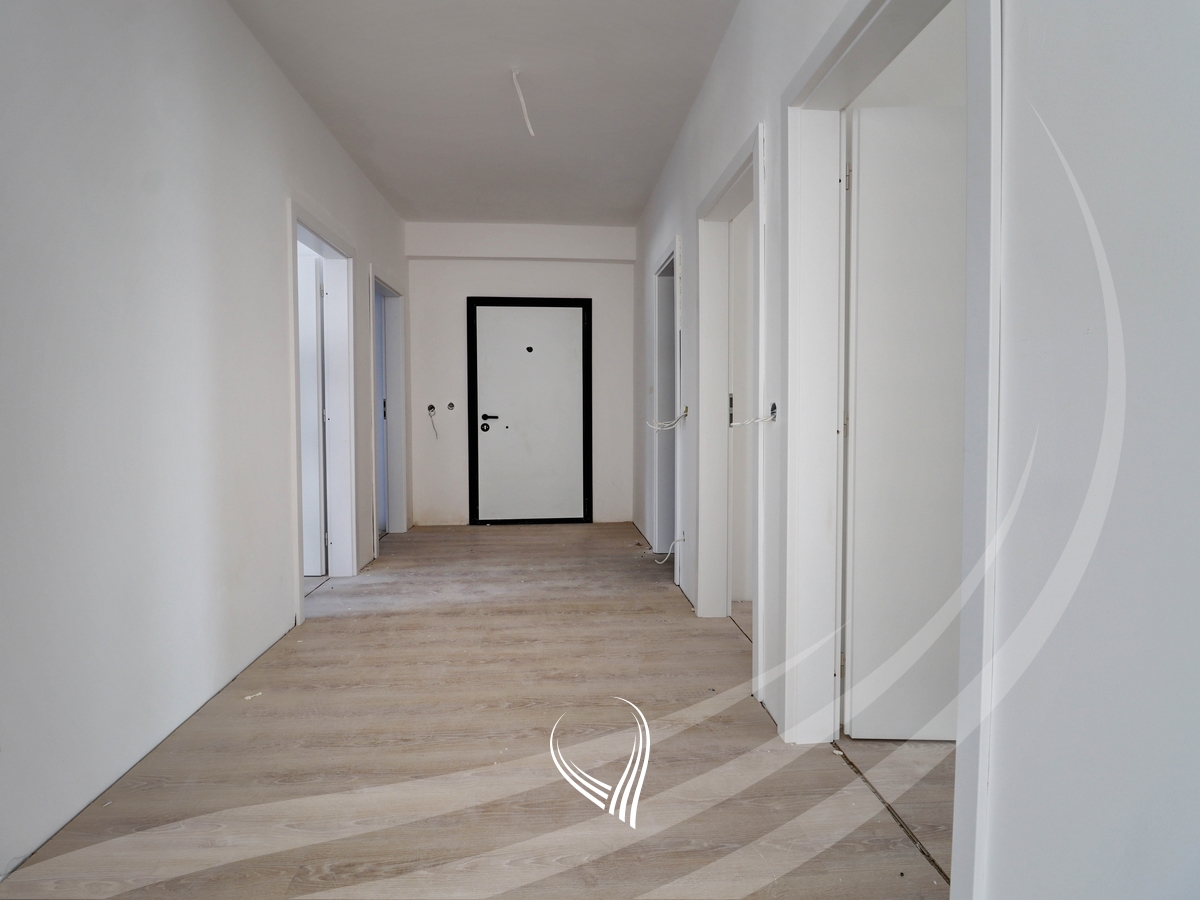 Penthouse with 4 bedrooms for sale in the Prishtina e Re neighborhood10