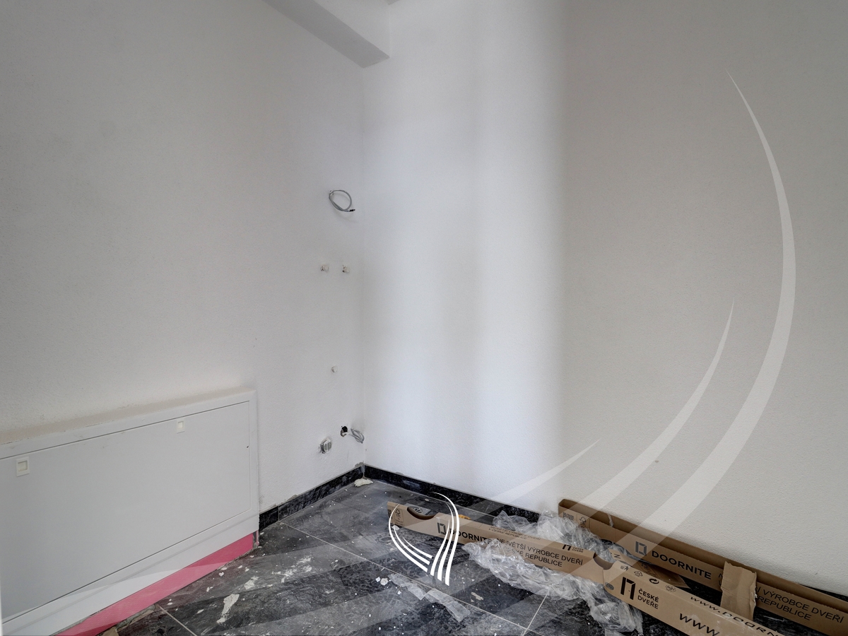 Penthouse with 4 bedrooms for sale in the Prishtina e Re neighborhood16