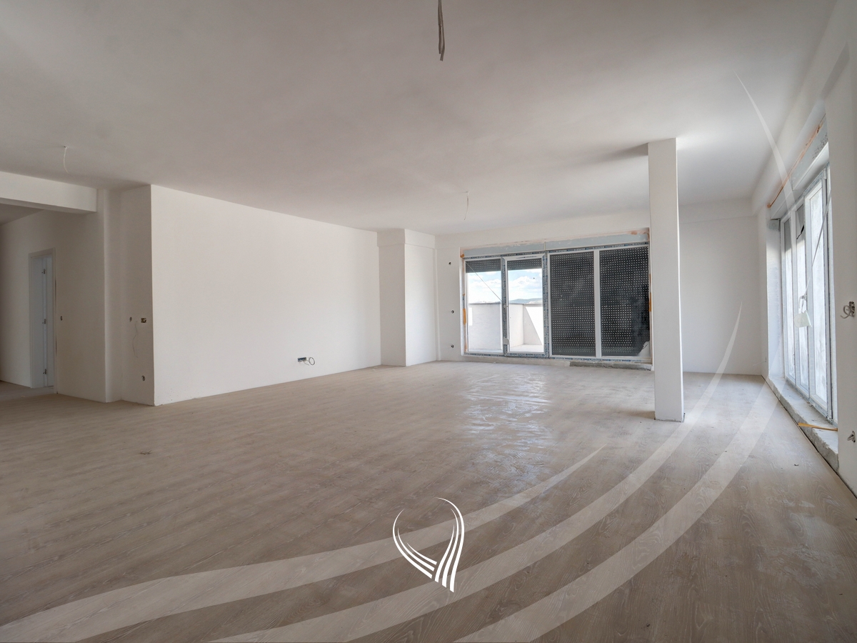 Penthouse me 3 dhoma gjumi në shitje në lagjen Prishtina e Re1