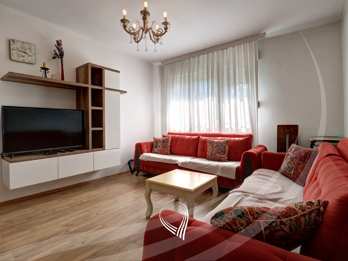 37m2 studio apartment for sale in the Ulpiana neighborhood0