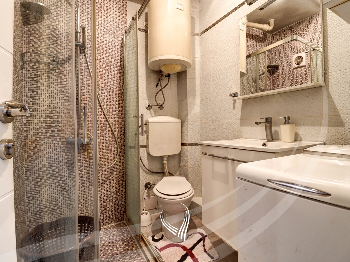 37m2 studio apartment for sale in the Ulpiana neighborhood6
