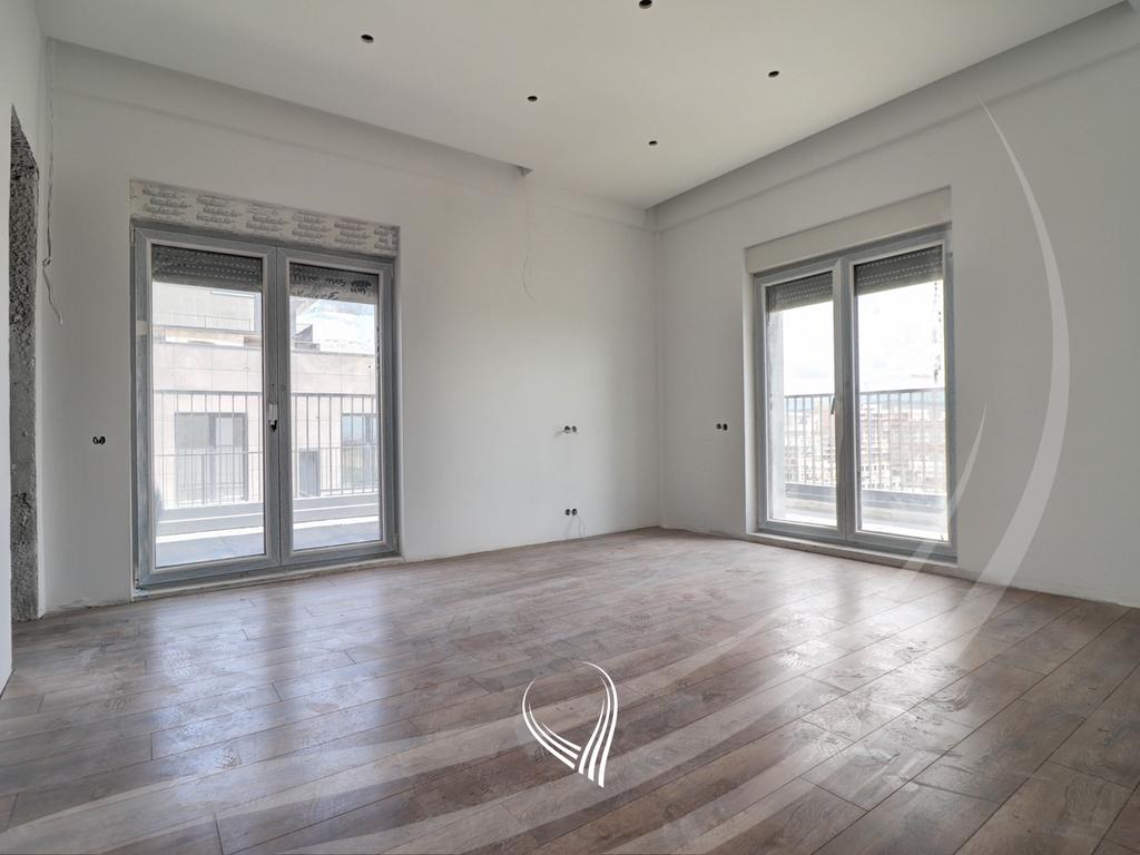 Penthouse 352.5m2 for sale in the Prishtina e Re neighborhood4