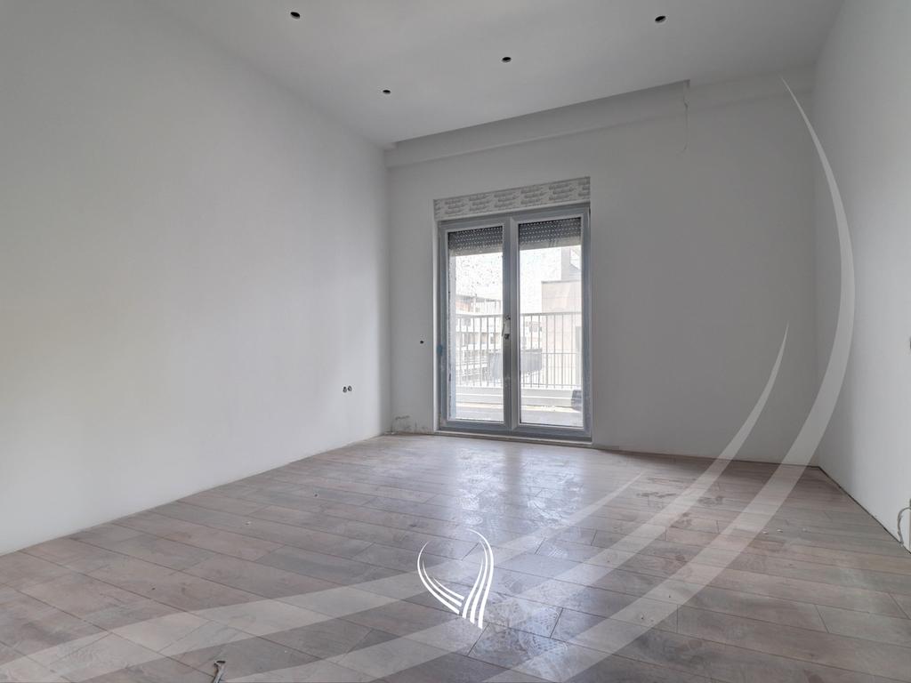 Penthouse 352.5m2 for sale in the Prishtina e Re neighborhood5