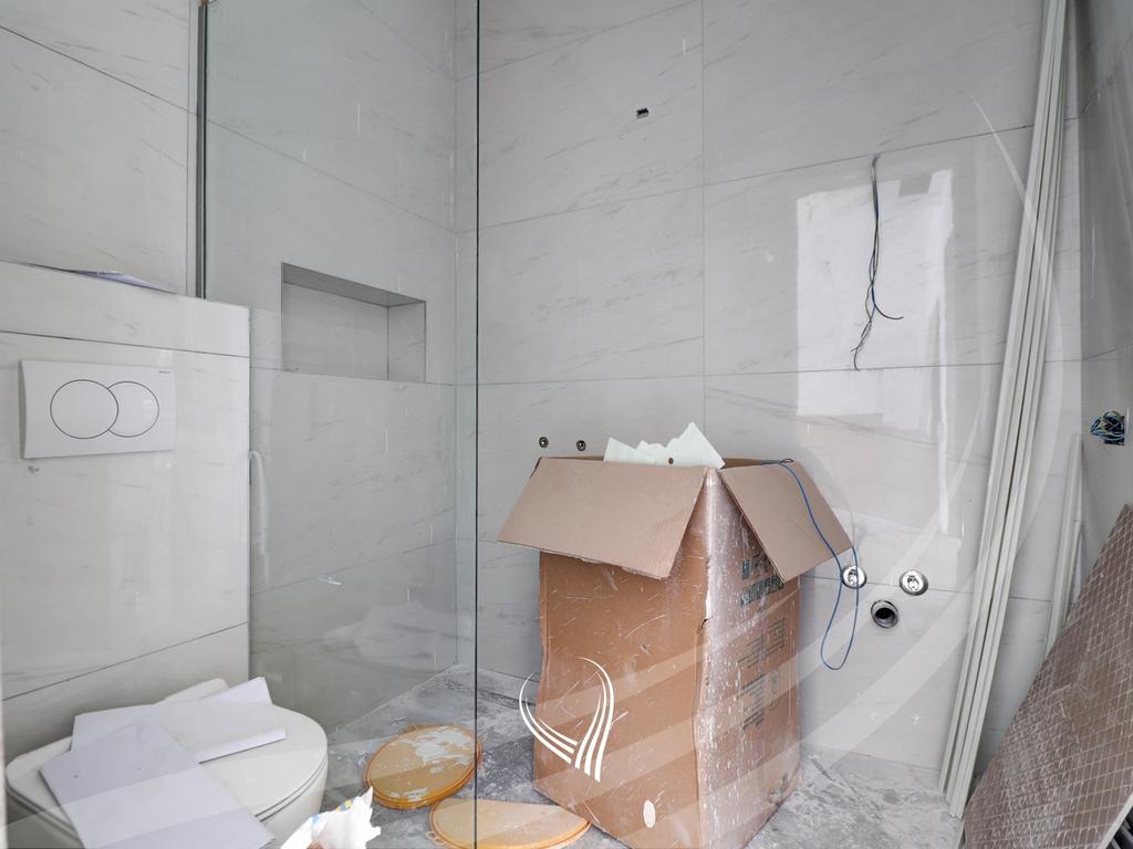 Penthouse 352.5m2 for sale in the Prishtina e Re neighborhood14