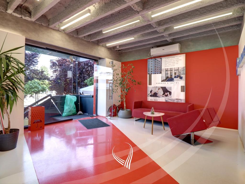 70m2 premises for rent in the Center1