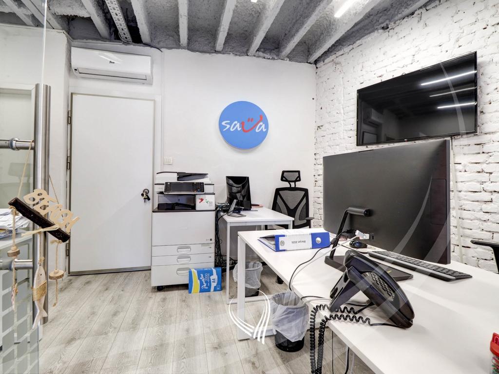 70m2 premises for rent in the Center4