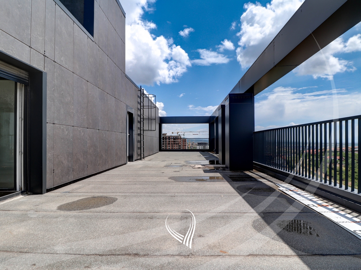 Penthouse 352.5m2 for sale in the Prishtina e Re neighborhood7