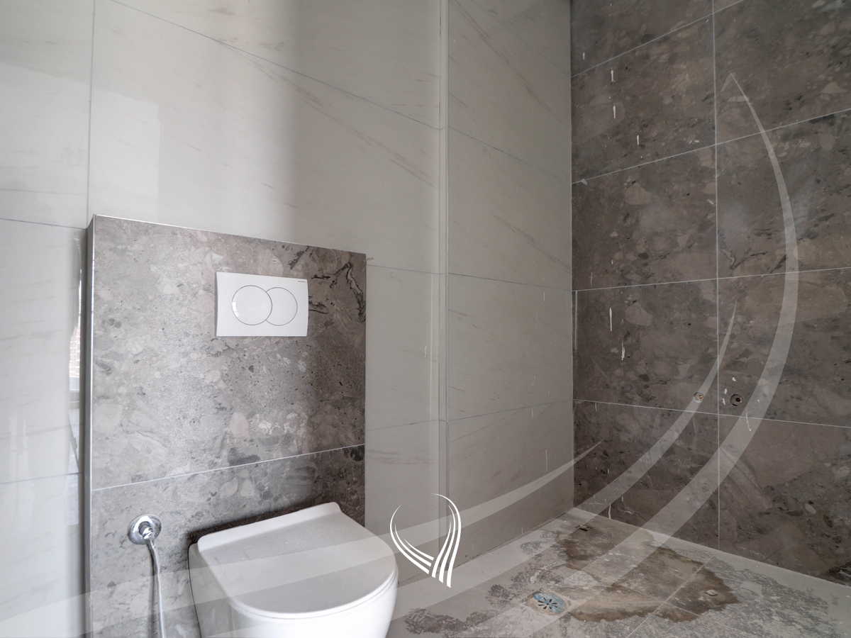 Penthouse 352.5m2 for sale in the Prishtina e Re neighborhood13