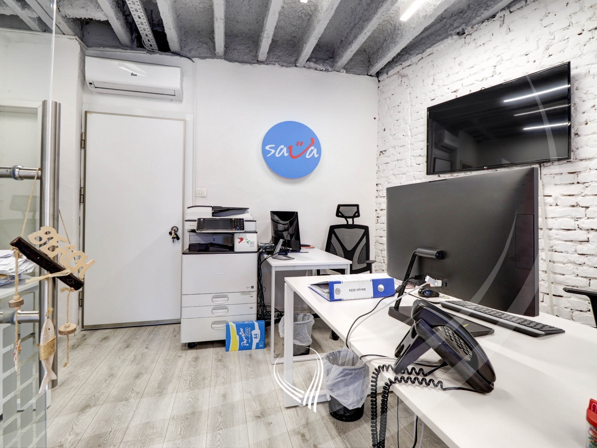 70m2 premises for rent in the Center4