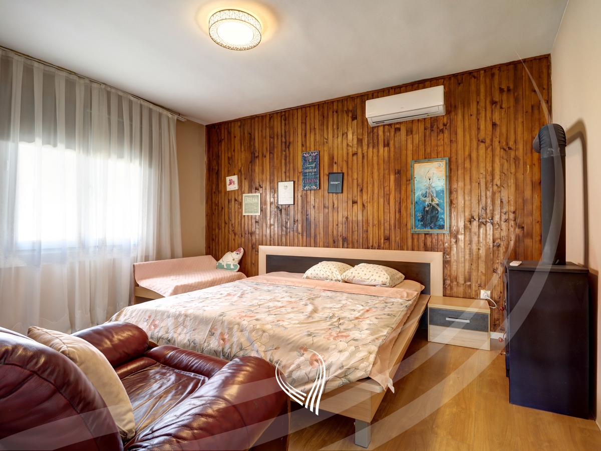 Shtëpi me 3 dhoma gjumi me qira në Çagllavicë7