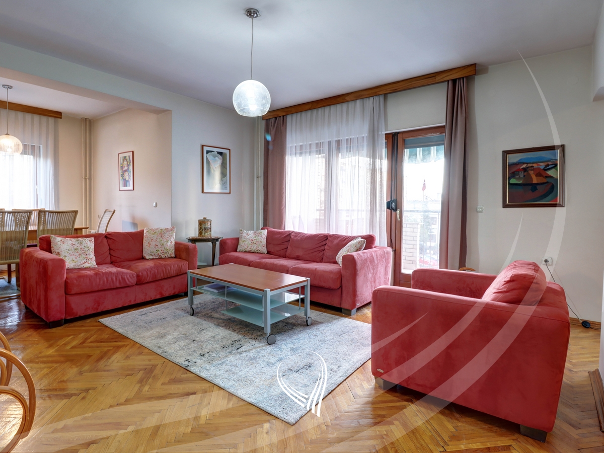 3 bedroom apartment for rent in Ulpiana neighborhood0