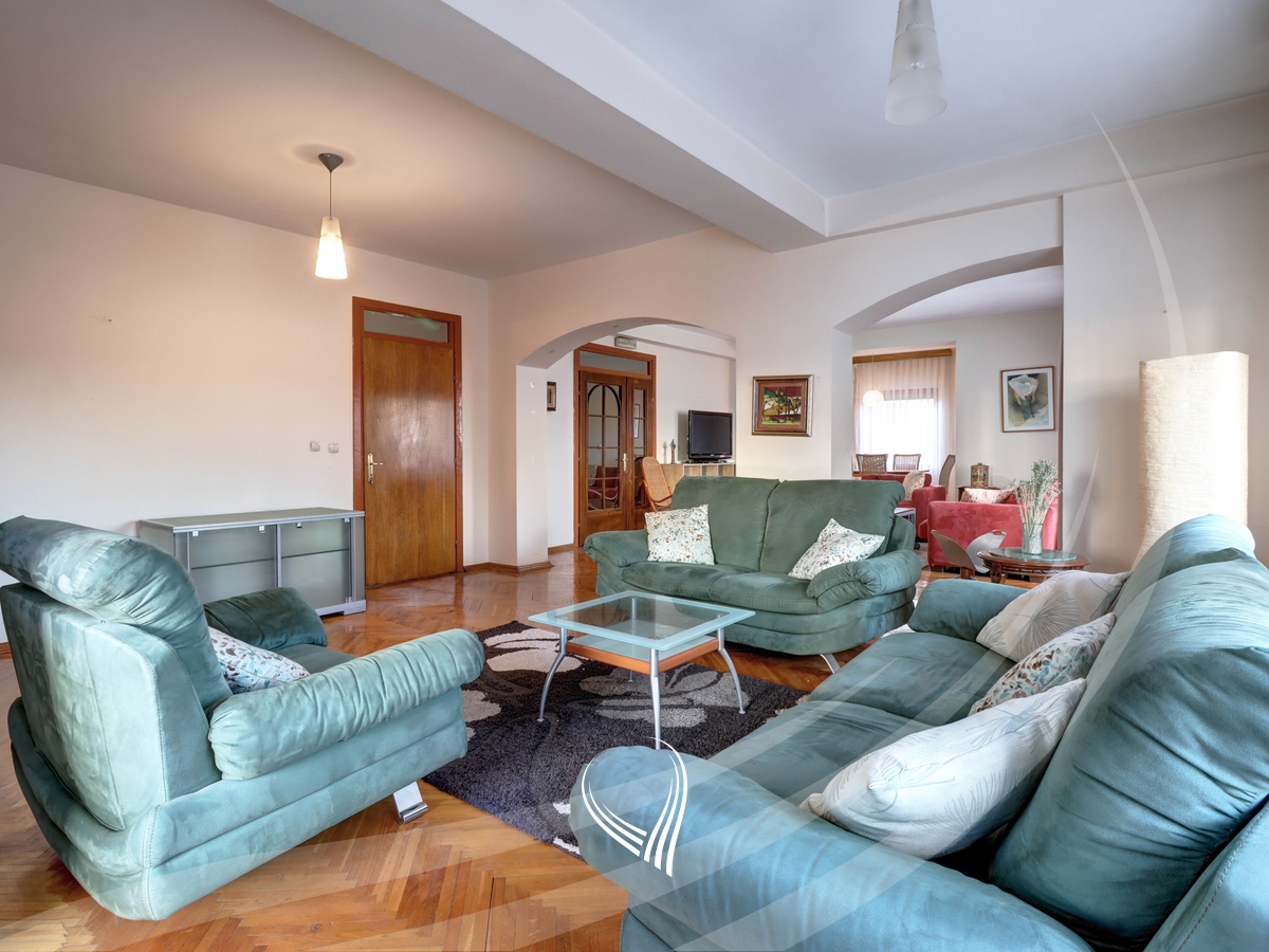 3 bedroom apartment for rent in Ulpiana neighborhood4