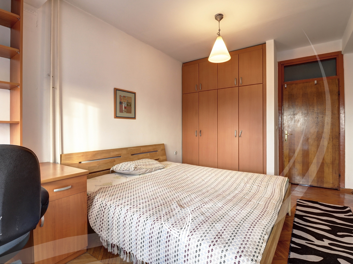 3 bedroom apartment for rent in Ulpiana neighborhood8