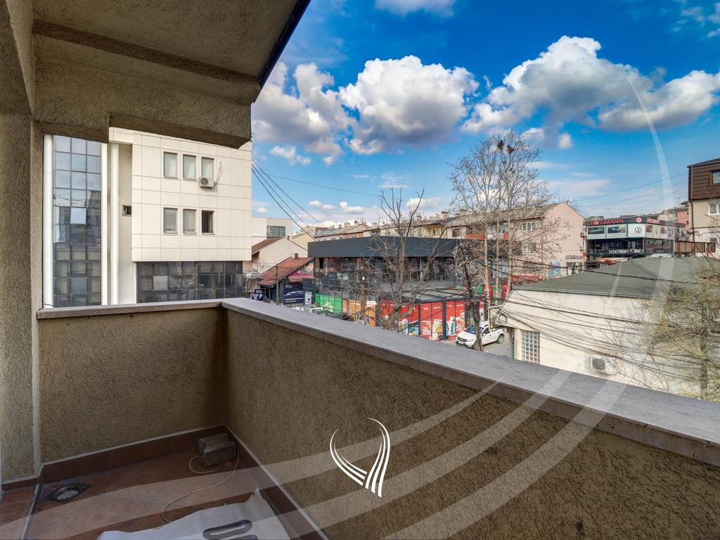 Objekt afarist 330m2 me qira në lagjen Ulpiana15