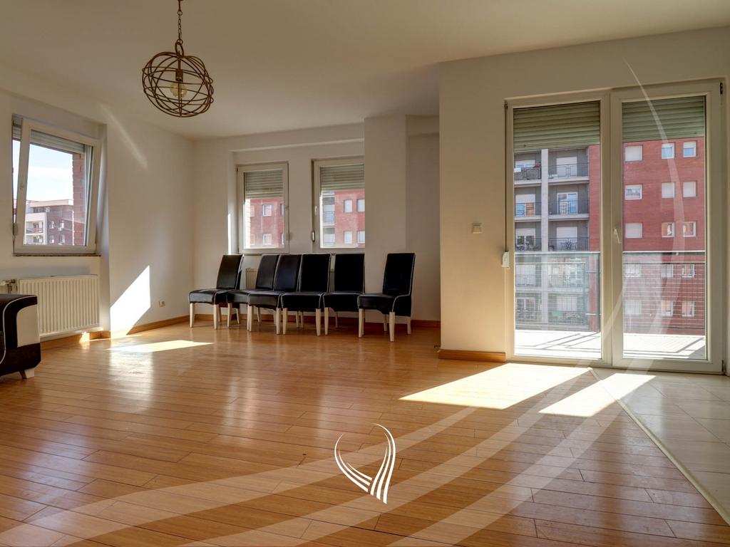 Banesë me 2 dhoma gjumi në shitje në lagjen Mati 13