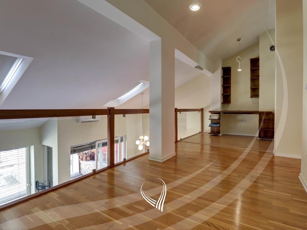 Duplex penthouse 123m2 for sale in Arbëria neighborhood - Dragodan6