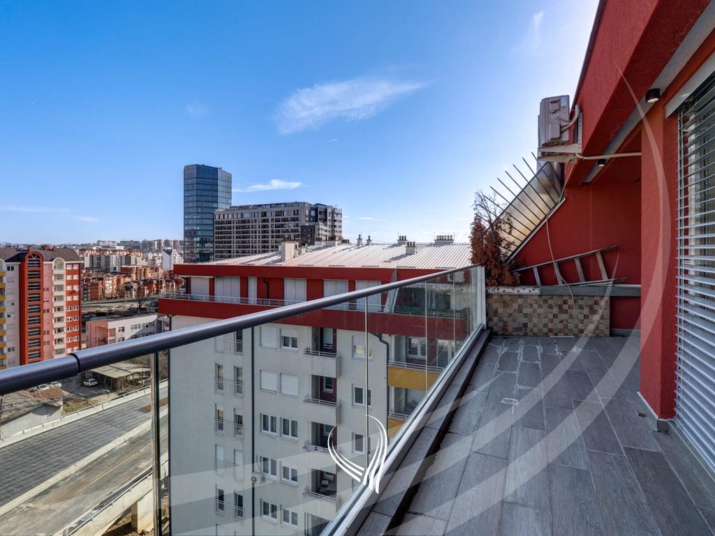 Duplex penthouse 123m2 for sale in Arbëria neighborhood - Dragodan16