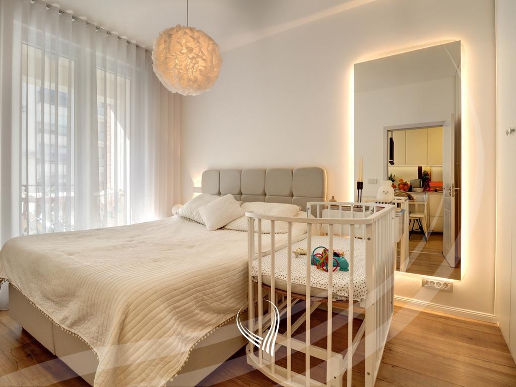 Banesë me 1 dhomë gjumi në shitje në lagjen Mati 1 - Model Slovenia4