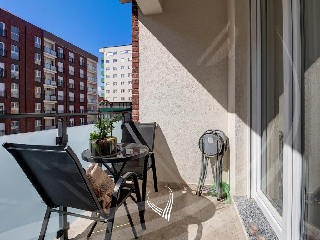 Banesë me 1 dhomë gjumi në shitje në lagjen Mati 1 - Model Slovenia7