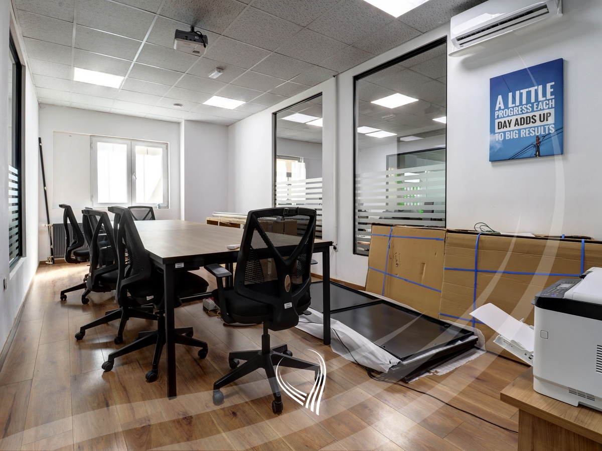 Hapësirë afariste për zyre 480m2 me qira në lagjen Pejton11