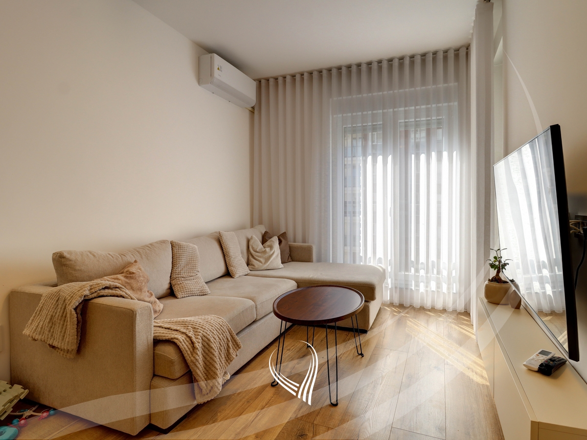 Banesë me 1 dhomë gjumi në shitje në lagjen Mati 1 - Model Slovenia1