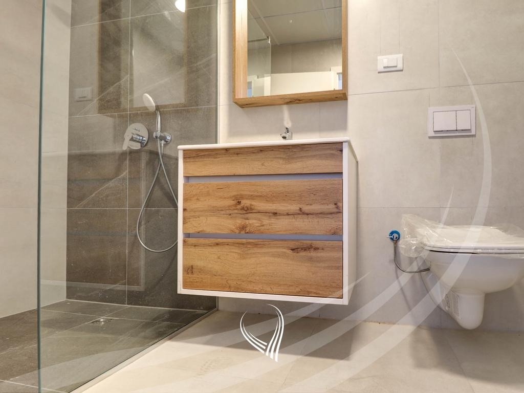 Banesë me 2 dhoma gjumi për shitje në lagjen Mati 1 – Kodrina7