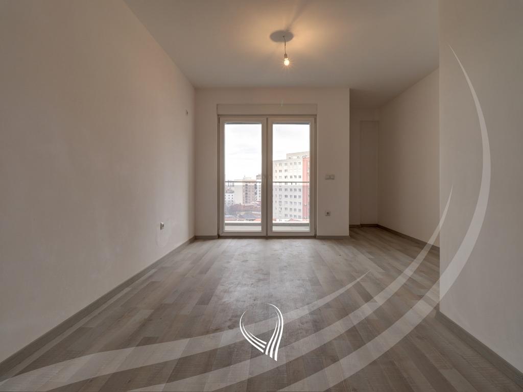 Banesë me 2 dhoma gjumi në shitje në lagjen Tophane1