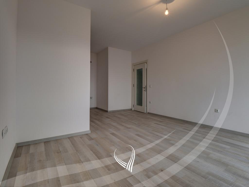 Banesë me 2 dhoma gjumi në shitje në lagjen Tophane3