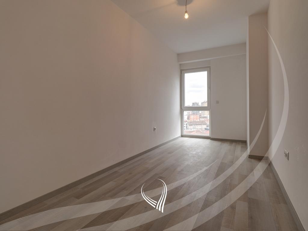 Banesë me 2 dhoma gjumi në shitje në lagjen Tophane4