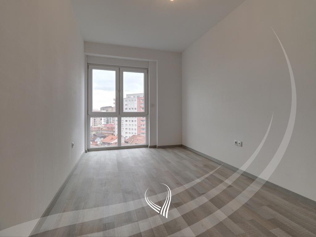 Banesë me 2 dhoma gjumi në shitje në lagjen Tophane5