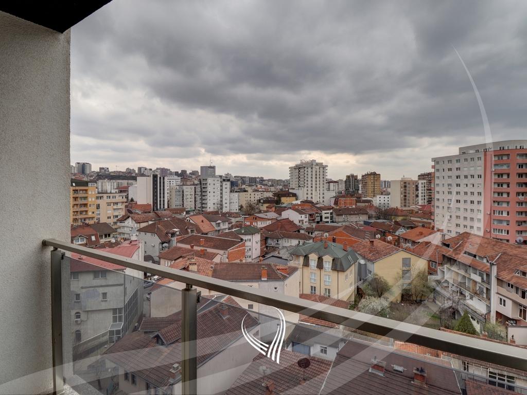 Banesë me 2 dhoma gjumi në shitje në lagjen Tophane7