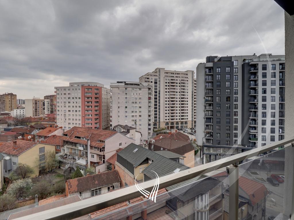 Banesë me 2 dhoma gjumi në shitje në lagjen Tophane8