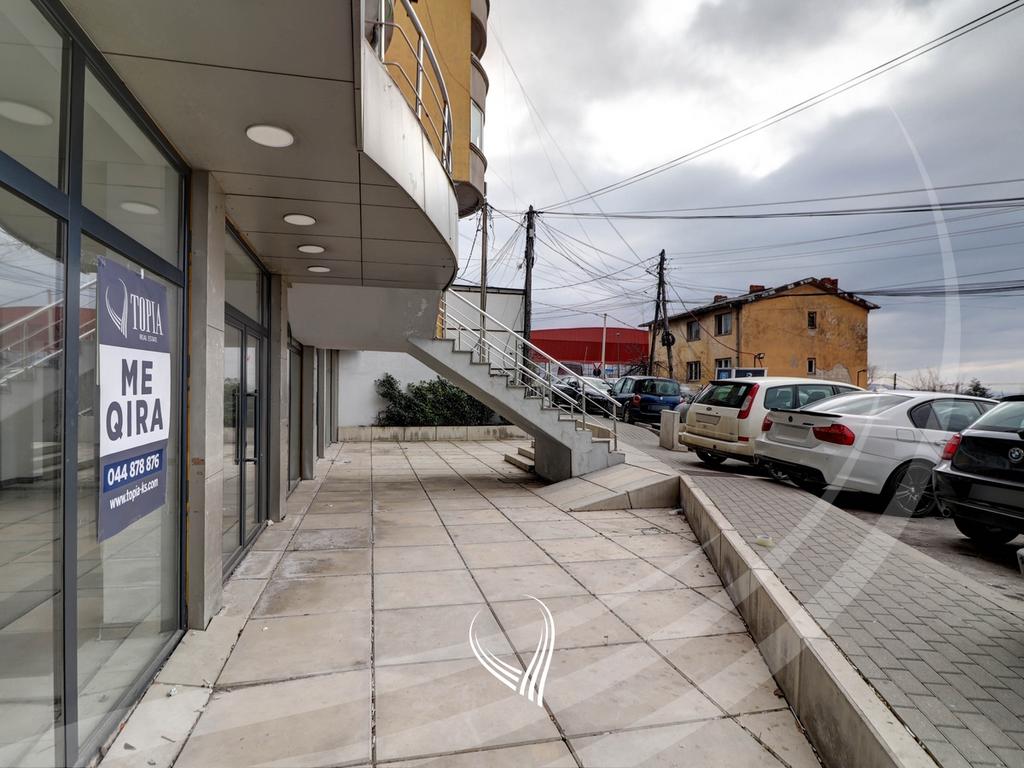 Lokal 400m2 me qira në lagjen Aktash9