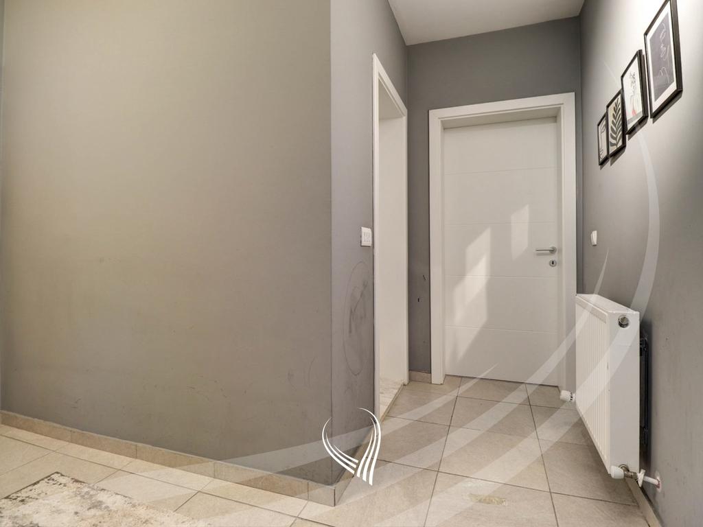 Banesë me 2 dhoma gjumi në shitje në lagjen Mati 1 – Kompleksi “Blini”12