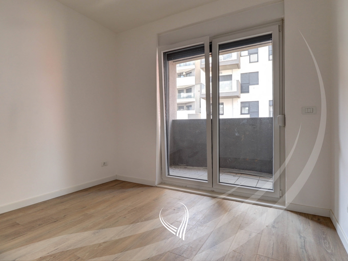 Banesë me 2 dhoma gjumi për shitje në lagjen Mati 1 – Kodrina3