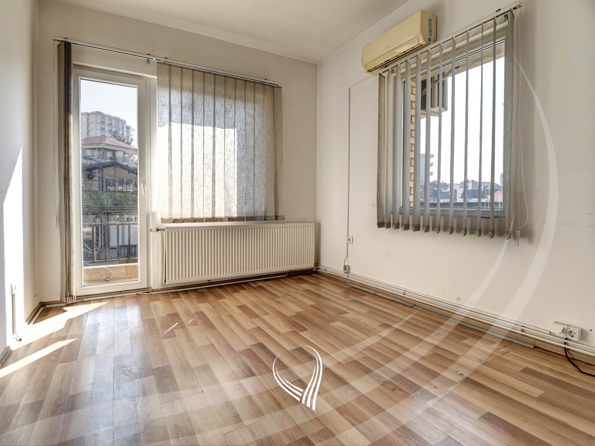 Zyre 400m2 for rent in Aktash neighborhood5