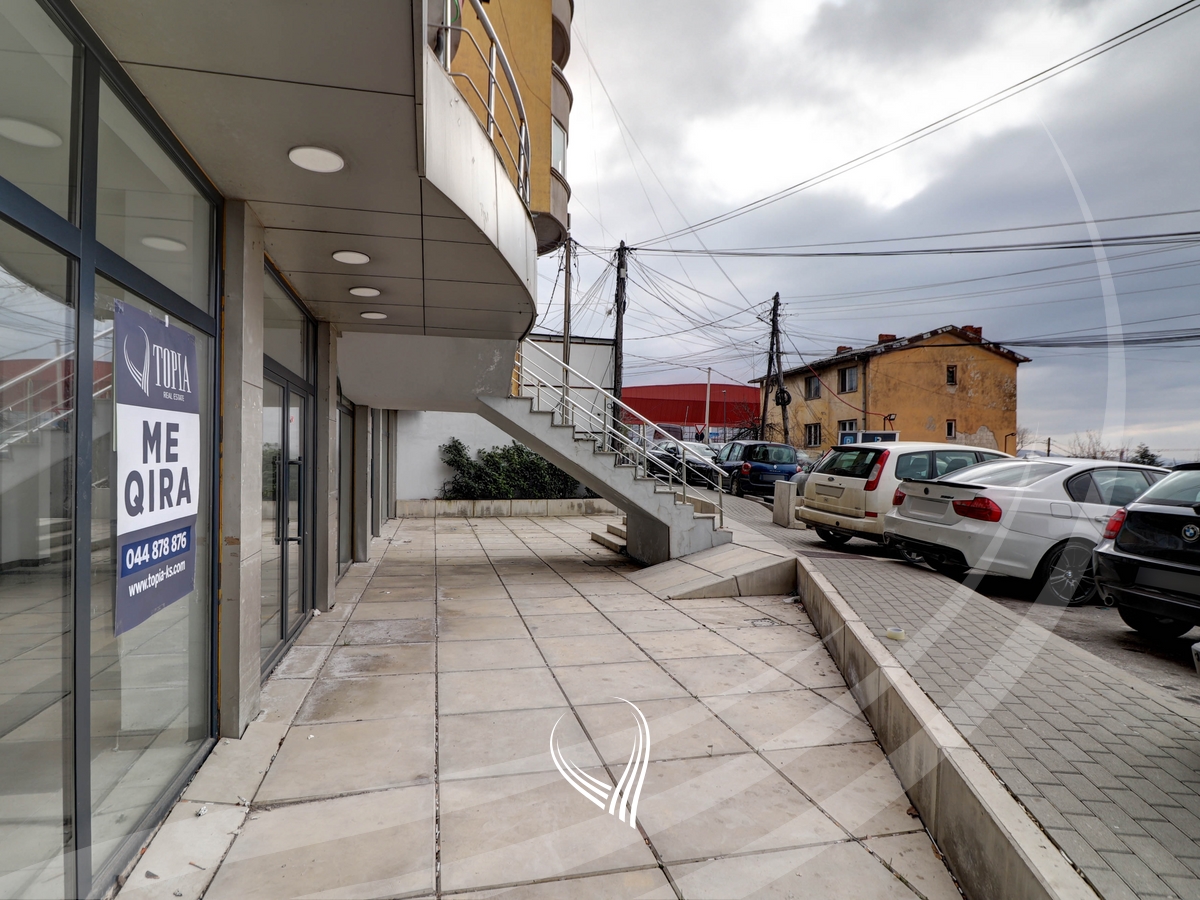 Lokal 400m2 me qira në lagjen Aktash9