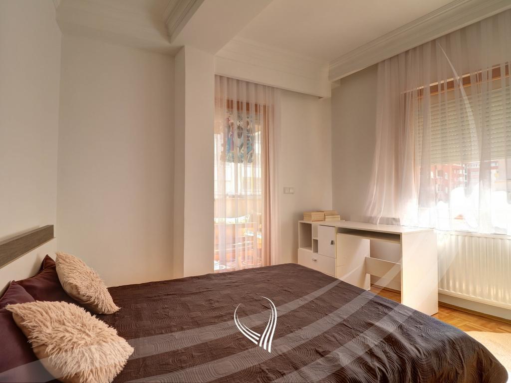 Banesë me 2 dhoma gjumi me qira në lagjen Arbëria – Dragodan3