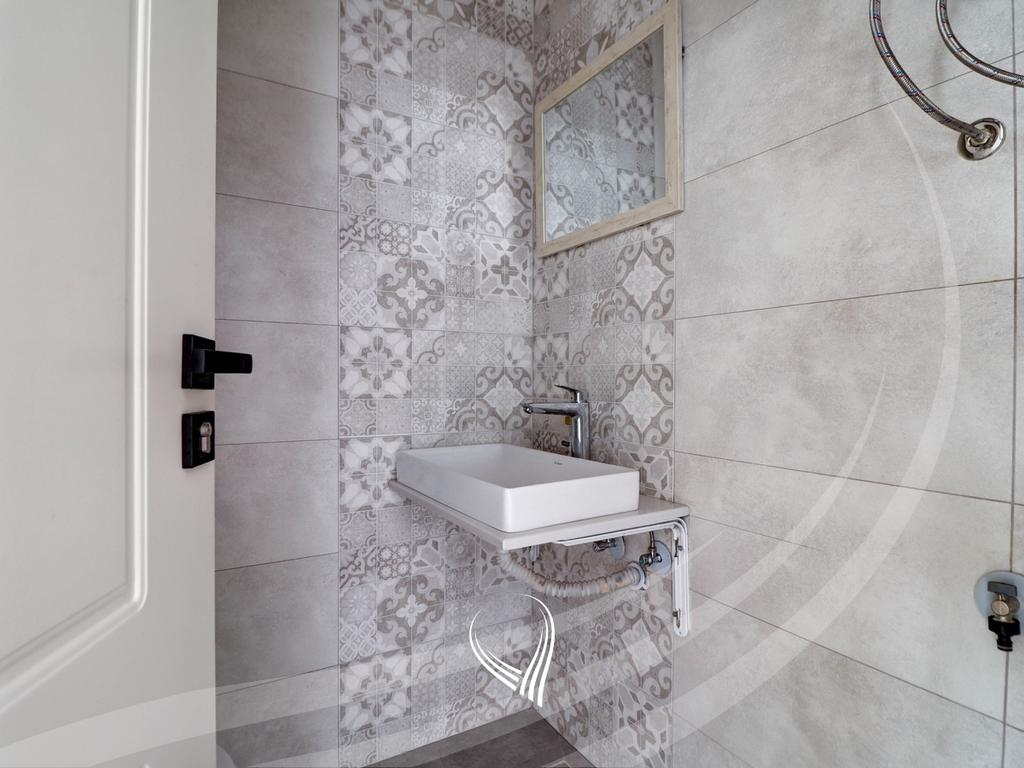 Banesë me 3 dhoma gjumi me qira në lagjen Arbëria – Dragodan14