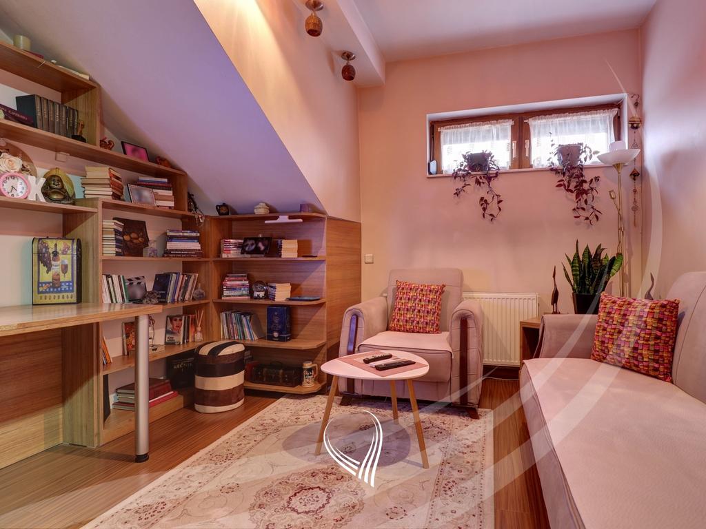 5-bedroom house for rent in Çagllavicë7