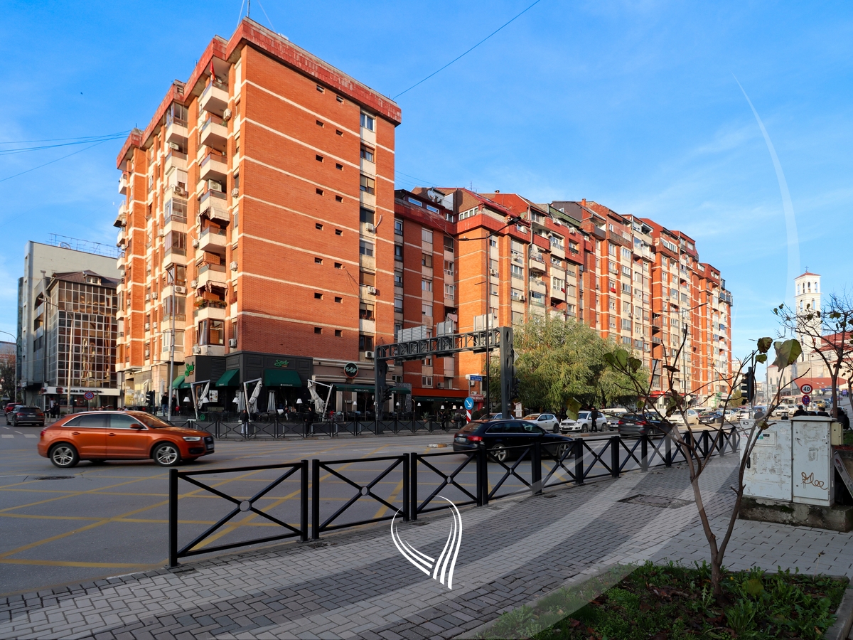 Garsonierë në shitje në lagjen Dardania – Santea5