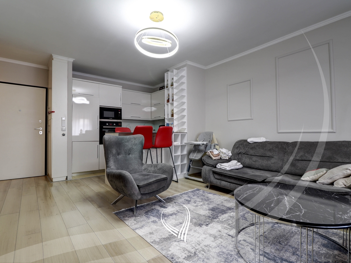 Banesë me 2 dhoma gjumi në shitje në lagjen Mati 1 – Euro Abi0